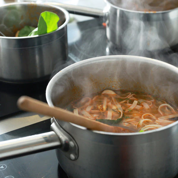 Mastering the Art of Essential Sauces - Image 3