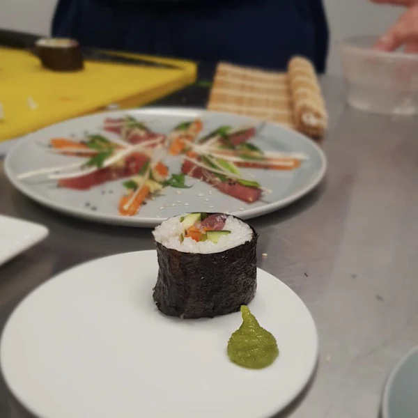 Sushi and Cocktails - Image 5